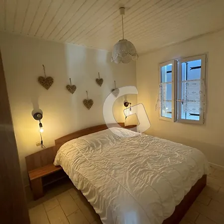 Maison De Vacances Pour 5/6 Pers. A 200m De La Plage Et Proche Centre-ville, Sur Mer - Fr-1-357-331 La Tranche-sur-Mer